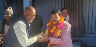 देवीधुरा: कनवाड़ में लोहाघाट विधायक खुशाल सिंह अधिकारी ने सुनी जनता की समस्याएं, कई मुद्दों का मौके पर ही हुआ समाधान (चन्दन सिंह बिष्ट) “स्टार खबर”