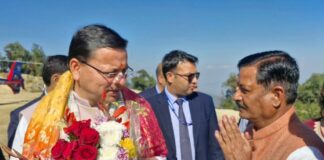 ★. सीएम धामी की ऐतिहासिक जनसभा में शामिल हुए पूर्व विधायक सिंह भंडारी, सौंपा 13 सूत्रीय मांग पत्र ★. कोल्ड स्टोरेज, अस्पताल, सड़क निर्माण, शिक्षा संस्थान और जमरानी बांध में स्थानीय रोजगार सहित कई प्रमुख मुद्दे उठाए (चन्दन सिंह बिष्ट) “स्टार खबर” भीमताल/ धारी