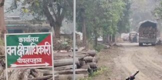 वन विभाग की बड़ी कार्रवाई… 20 लाख की खैर की लकड़ी से भरा ट्रक जब्त, माफिया फरार… रिपोर्ट- (सुनील भारती) “स्टार खबर ” नैनीताल…