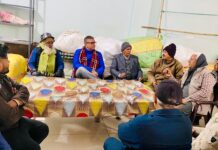 ★. सती कॉलोनी में तोड़फोड़ नोटिसों पर विधायक सुमित हृदयेश की सख्त प्रतिक्रिया ★. प्रभावित परिवारों से मिले विधायक, कार्रवाई को बताया दुखद, पीड़ादायक और अमानवीय (चन्दन सिंह बिष्ट) “स्टार खबर” हल्द्वानी।