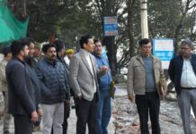कुमाऊं आयुक्त दीपक रावत ने अग्निकांड से क्षतिग्रस्त भवनों और विकास कार्यों का किया निरीक्षण…. रिपोर्ट- (सुनील भारती ) “स्टार खबर” नैनीताल…