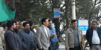 कुमाऊं आयुक्त दीपक रावत ने अग्निकांड से क्षतिग्रस्त भवनों और विकास कार्यों का किया निरीक्षण…. रिपोर्ट- (सुनील भारती ) “स्टार खबर” नैनीताल…