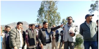 ★. ओखलकांडा : 6 माह में उखड़ी 48 करोड़ की सड़क, ब्लॉक प्रमुख ने अफसरों की लगाई क्लास ★. ओखलकांडा में पीएमजीएसवाई सड़क की पोल खुली, गैंती से उखड़ी डामर परत, ठेकेदार–विभाग कटघरे में (चन्दन सिंह बिष्ट) “स्टार खबर” ओखलकांडा/हरीशताल