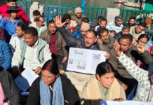 ग्रामीणों का ऐलान नहीं दी सड़क तो सरकार से होगी आर पास की जंग…2027 के चुनाव का बहिष्कार पर क्यों उतरे गांव के लोग..