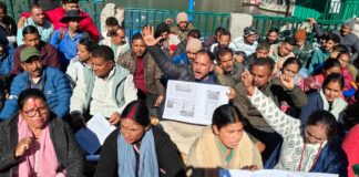 ग्रामीणों का ऐलान नहीं दी सड़क तो सरकार से होगी आर पास की जंग…2027 के चुनाव का बहिष्कार पर क्यों उतरे गांव के लोग..