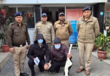 हल्द्वानी गोलीकांड: पार्षद अमित बिष्ट उर्फ ‘चिन्टू’ और पुत्र जय अदालत में पेश, हथकड़ी में दिखा कानून का शिकंजा (चन्दन सिंह बिष्ट) “स्टार खबर”