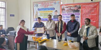 ओखलकांडा में समान नागरिक संहिता स्थापना दिवस धूमधाम से मनाया गया, उत्कृष्ट कार्यों पर ग्राम प्रधान व अधिकारी सम्मानित… रिपोर्ट- (सुनील भारती) “स्टार खबर” नैनीताल…