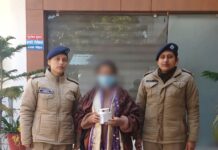होटल से आभूषण चोरी की घटना का रामनगर पुलिस ने किया खुलासा… शादी समारोह में शामिल होने आई महिला ने डायमंड व सोने के आभूषणों पर किया हाथ साफ, आरोपी गिरफ्तार… रिपोर्ट- (ब्यूरो) “स्टार खबर” नैनीताल..