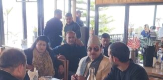 ★. “भीमताल नगर की समस्याओं को लेकर सांसद अजय भट्ट से मिला व्यापार मंडल” ★. “पार्किंग से लेकर सड़कों तक, भीमताल की समस्याएं सामाजिक कार्यकर्ता सेमवाल ने सांसद के सामने रखीं” (चन्दन सिंह बिष्ट) “स्टार खबर” भीमताल