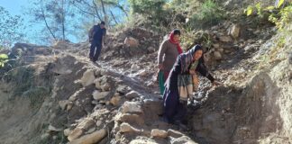 लीलम–बुईं पातों–रालम पैदल मार्ग आठ माह से क्षतिग्रस्त, ग्रामीणों में आक्रोश… रिपोर्ट- (सुनील भारती ) “स्टार खबर” नैनीताल..