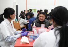 ★. हल्द्वानी में ग्राफिक एरा अस्पताल का निःशुल्क स्वास्थ्य शिविर, 800 को लाभ ★. ग्राफिक एरा ने लगाया विशाल स्वास्थ्य शिविर, सैकड़ों लोगों की जांच (चन्दन सिंह बिष्ट) “स्टार खबर” हल्द्वानी/देहरादून।