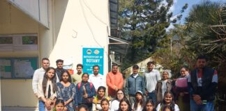 शैक्षिक भ्रमण.. चौधरी रणबीर सिंह यूनिवर्सिटी के विद्यार्थियों ने किया वनस्पति विज्ञान विभाग का शैक्षिक भ्रमण… रिपोर्ट- (सुनील भारती ) “स्टार खबर ” नैनीताल..