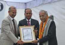 नैनीताल बार में वरिष्ठ अधिवक्ताओं का सम्मान… 50 वर्ष की वकालत पूरी करने पर न्यायमूर्ति आलोक मेहरा ने किया अभिनंदन… रिपोर्ट- (सुनील भारती ) “स्टार खबर ” नैनीताल…