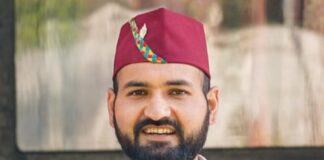 डोर-टू-डोर गैस आपूर्ति व्यवस्था फेल, हफ्ते भर बाद भी नहीं मिल रहे सिलेंडर.. लोगों में बढ़ा आक्रोश, रोस्टर व्यवस्था लागू करने की उठी मांग.. रिपोर्ट- (ब्यूरो) “स्टार खबर ” नैनीताल..