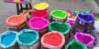 केमिकल रंगों से बरतें सावधानी, हर्बल रंगों से मनाएं सुरक्षित होली… बी.डी. पांडे अस्पताल के वरिष्ठ चिकित्सक डॉ. एमएस दुग्ताल की अपील.. रिपोर्ट- (सुनील भारती ) “स्टार खबर” नैनीताल..