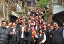 नैनीताल जिला बार चुनाव: अरुण सिंह बिष्ट अध्यक्ष, संजय सुयाल सचिव निर्वाचित… कड़े मुकाबले में जीत, 257 अधिवक्ताओं ने किया मतदान; कई वकील मताधिकार से रहे वंचित… रिपोर्ट- (सुनील भारती ) “स्टार खबर” नैनीताल..