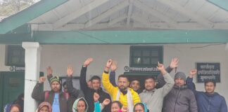 आपदा पीड़ित अब भी टेंट में रहने को मजबूर, 4 साल बाद भी नहीं मिला पूर्ण मुआवजा—विस्थापन की मांग तेज.. रिपोर्ट- (सुनील भारती) “स्टार खबर” नैनीताल..