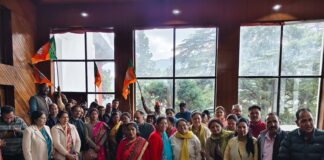 भाजपा नैनीताल मंडल में स्थापना दिवस धूमधाम से मनाया गया…. रिपोर्ट- (सुनील भारती) “स्टार खबर” नैनीताल…..