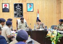 पर्यटन सीजन से पहले नैनीताल पुलिस में सख्ती, एसएसपी का कड़ा संदेश.. ड्यूटी में नशा, दुर्व्यवहार और लापरवाही पर होगी सख्त कार्रवाई… लंबित विवेचनाएं 60 दिन में पूरी करने के निर्देश.. रिपोर्ट- (ब्यूरो) “स्टार खबर” नैनीताल…