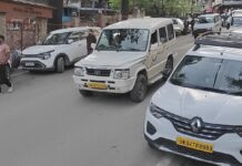 नैनीताल के टैक्सी कारोबारियों का फूटा गुस्सा… पास व्यवस्था, चालान और आजीविका संकट पर सरकार-प्रशासन से लगाई गुहार… रिपोर्ट- (सुनील भारती ) “स्टार खबर” नैनीताल…