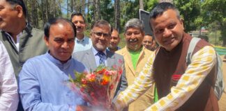 संविदा शिक्षकों के मानदेय और नियमितीकरण की मांग को लेकर कूटा ने शिक्षा मंत्री को सौंपा ज्ञापन… रिपोर्ट- (ब्यूरो ) “स्टार खबर” नैनीताल..