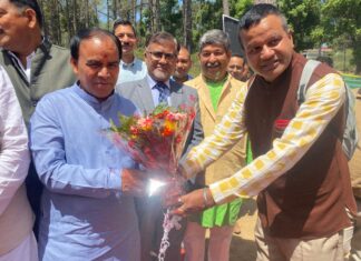 संविदा शिक्षकों के मानदेय और नियमितीकरण की मांग को लेकर कूटा ने शिक्षा मंत्री को सौंपा ज्ञापन… रिपोर्ट- (ब्यूरो ) “स्टार खबर” नैनीताल..