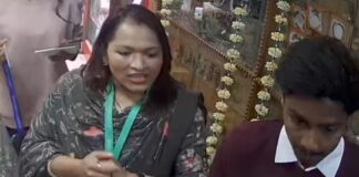 सरोवर नगरी नैनीताल में स्पांसरशिप के नाम पर चल रहा है चंदा एकत्र करने का धंधा..भीमताल स्थित एक प्राइवेट यूनिवर्सिटी ने कॉलेज फंक्शन की बात तो स्वीकारी पर कहा कि उन्होंने ऐसे कोई टीम नही भेजी…