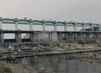 कोसी नदी में हादसे के बाद प्रशासन सख्त, प्रतिबंधित क्षेत्रों में नहाने वालों पर कार्रवाई तेज… रिपोर्ट- (ब्यूरो ) “स्टार खबर ” नैनीताल..
