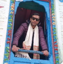 पारिवारिक कलह के बाद संविदा कर्मी ने फांसी लगाकर दी जान.. रिपोर्ट- (सुनील भारती) “स्टार खबर ” नैनीताल.