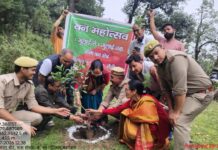 वन महोत्सव के तहत लड़ियाकांटा बीट में 300 पौधों का रोपण… विधायक सरिता आर्या ने दिया पर्यावरण संरक्षण का संदेश… रिपोर्ट- (सुनील भारती ) “स्टार खबर ” नैनीताल..
