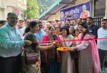 सेवा पखवाड़े का शुभारंभ, बीडी पांडे अस्पताल में 631 लोगों ने उठाया स्वास्थ्य शिविर का लाभ… 19 यूनिट स्वैच्छिक रक्तदान, 132 आभा आईडी और 5 आयुष्मान कार्ड बने; विधायक सरिता आर्या ने किया शुभारंभ… रिपोर्ट- (सुनील भारती ) “स्टार खबर” नैनीताल..