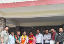 भवाली नगर पालिका में दो नामित सभासदों ने ली पद एवं गोपनीयता की शपथ, फूल-मालाओं से हुआ स्वागत…. रिपोर्ट- (सुनील भारती ) “स्टार खबर” नैनीताल.