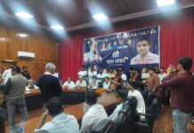 ‘छात्रों की गूंज’ अभियान के तहत कांग्रेस का प्रदर्शन, राहुल गांधी की गिरफ्तारी के विरोध में फूंका पुतला…. रिपोर्ट- (सुनील भारती ) “स्टार खबर” नैनीताल…