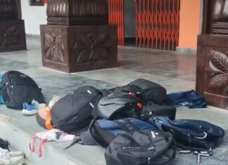 DSA का अमानवीय चेहरा आया सामने ये नहीं चाहते शहर के बच्चे का हो कहीं चयन… सुब्रतो कप के खिलाड़ियों के लिए खड़ी की परेशानी.. शौचालय और चेंजिंग रूम में जड़े ताले.. ऐसे खुले फिर ताले.