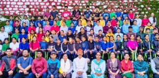 उपाध्यक्ष खेल का नैनीताल में भव्य स्वागत… मोहन पाठक ने कहा सीएम की घोषणा को उतरेंगे धरातल पर… सरकार नैनीताल में करेगी खेलों का विकास देंगे अंतराष्ट्रीय खिलाड़ी….