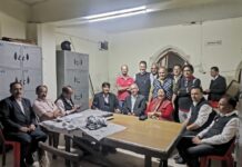 बार भवन के लिए विधायक सरिता आर्या ने विधायक निधि से ढाई लाख रुपये देने की घोषणा.. रिपोर्ट- (ब्यूरो) “स्टार खबर” नैनीताल…