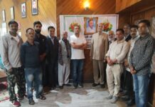 विपिन त्रिपाठी की पुण्यतिथि पर दी श्रद्धांजलि, बोले—अभी नहीं बना सपनों का उत्तराखंड.. रिपोर्ट- (सुनील भारती ) “स्टार खबर ” नैनीताल..