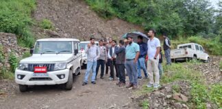 खबर का असर : झापुली-बोना में प्रशासन ने किया स्थलीय निरीक्षण, प्रभावित परिवारों को सुरक्षित स्थान पर शिफ्ट करने के निर्देश… रिपोर्ट- (सुनील भारती ) “स्टार खबर” नैनीताल..