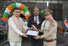 वन अपराध नियंत्रण में उत्कृष्ट योगदान के लिए आनंद लाल सम्मानित… रिपोर्ट- (सुनील भारती ) “स्टार खबर” नैनीताल..