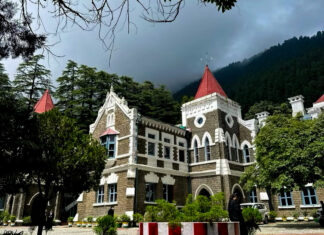 22 साल पुराने डंपिंग जोन हटाने की मांग, हाई कोर्ट ने NGT जाने की दी छूट.. हरिद्वार-ऋषिकेश में 2027 के कुंभ को देखते हुए दायर की गई थी जनहित याचिका.. रिपोर्ट- (सुनील भारती ) “स्टार खबर” नैनीताल..