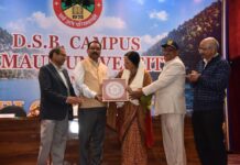 डीएसबी परिसर में शिक्षक दिवस पर गुरुजनों का सम्मान… नवनियुक्त कुलपति प्रो. सतपाल सिंह बिष्ट बोले—शिक्षक विद्यार्थियों को जीवन में उच्चतम स्तर तक पहुंचाने का माध्यम बनें… रिपोर्ट- (सुनील भारती) “स्टार खबर” नैनीताल…