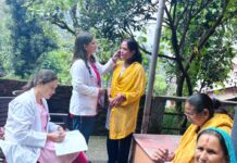 ज्योलिकोट में जल जनित रोगों पर स्वास्थ्य विभाग की नजर, घर-घर स्क्रीनिंग तेज.. 94 घरों में पहुंची स्वास्थ्य टीम, 113 लोगों की जांच; 90 रक्त नमूनों की जांच, तीन हजार से अधिक क्लोरीन टैबलेट बांटी.. रिपोर्ट- (सुनील भारती ) “स्टार खबर ” नैनीताल..
