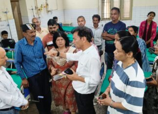 डायरिया-पीलिया प्रभावितों के लिए बेस अस्पताल में अलग वार्ड.. ब्लॉक प्रमुख डॉ. हरीश बिष्ट ने हल्द्वानी के अस्पतालों का लिया जायजा… रिपोर्ट- (सुनील भारती) “स्टार खबर ” नैनीताल..
