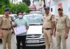 नीली बत्ती और ‘भारत सरकार’ का बोर्ड लगाकर घूम रहा था फर्जी आइबी अधिकारी, एयरगन भी बरामद… तिकोनिया चौराहे पर चेकिंग के दौरान खुला फर्जीवाड़ा, फर्जी आइबी आइडी व दस्तावेज मिले; रामपुर निवासी युवक गिरफ्तार… रिपोर्ट- (सुनील भारती) ‘स्टार खबर’ नैनीताल…