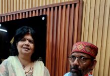 बिना डिग्री इलाज करने वालों पर कार्रवाई की मांग… सर्वजन दिव्यांग कल्याण समिति ने सीएमओ कैंप कार्यालय में दिया ज्ञापन, जांच का मिला आश्वासन… रिपोर्ट- (सुनील भारती ) “स्टार खबर ” नैनीताल..
