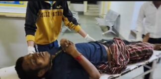 कामाजूला में खाई में गिरी पिकअप, एक की मौत; एक गंभीर.. 25 किमी तक निजी वाहन से घायल को लाया गया, काकड़ में मिली 108 एंबुलेंस—व्यवस्था पर उठे सवाल… रिपोर्ट- (ब्यूरो) “स्टार खबर” नैनीताल..