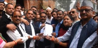 मतदाता सूची में पारदर्शिता की मांग को लेकर कांग्रेस का प्रदर्शन.. मुख्य निर्वाचन आयुक्त समेत निर्वाचन आयुक्तों को हटाने की मांग… रिपोर्ट- (सुनील भारती) “स्टार खबर” नैनीताल..