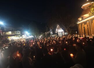अंकिता को न्याय दिलाने की मांग, कांग्रेसियों ने गांधी प्रतिमा पर जलाए कैंडल.. कथित वीआइपी की भूमिका की निष्पक्ष जांच की मांग.. रिपोर्ट- (ब्यूरो) ‘स्टार खबर’ नैनीताल…
