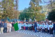 400 धावकों ने लगाई दौड़, नाटक से दिया वन्यजीव बचाने का संदेश… वन्य प्राणी सप्ताह के तीसरे दिन मैराथन में दिखा उत्साह,… रिपोर्ट- (सुनील भारती) ‘स्टार खबर’ नैनीताल