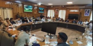 कैंचीधाम में अब बिना बुकिंग पहुंचना हो सकता है मुश्किल.. भीड़ प्रबंधन के लिए प्रशासन तैयार कर रहा नया प्लान… रिपोर्ट- (सुनील भारती) ‘स्टार खबर’ नैनीताल